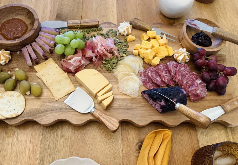 Wavy-edged wooden serving board